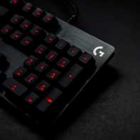 product-name:Logitech G413 Backlit Mechanical Gaming Keyboard with USB Passthrough – Carbon,supplier-name:Number One Store